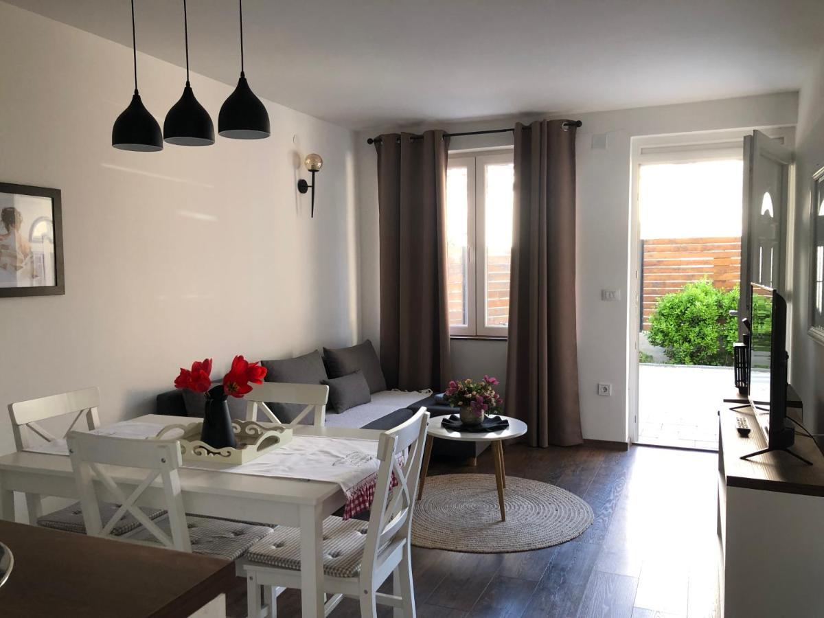 Apartments Zafira Охрид Екстер'єр фото